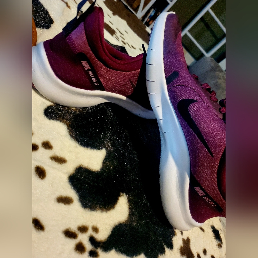 Nike Burgundy Purple Sneakers
